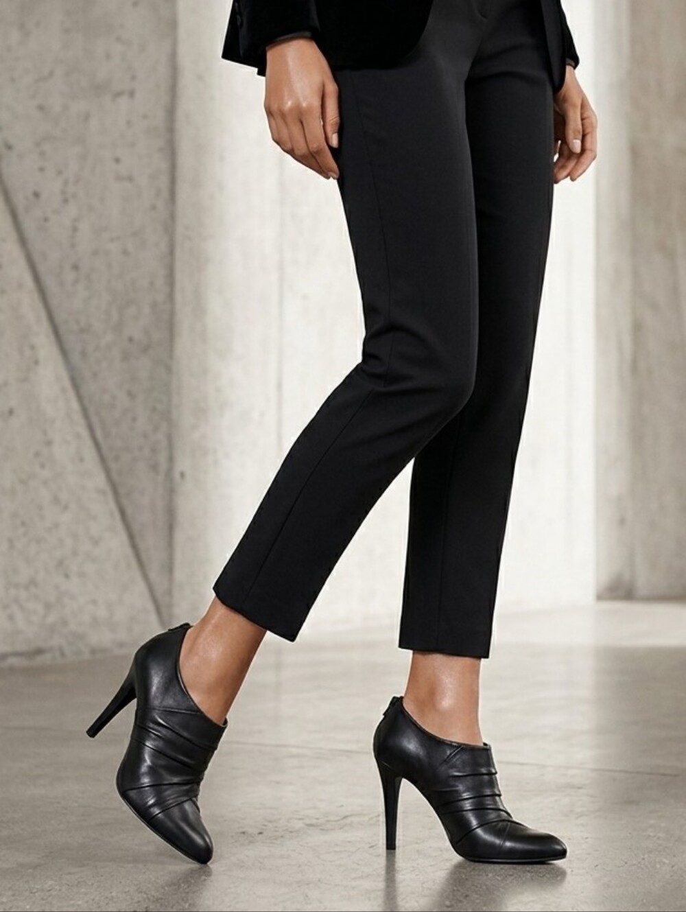 Aldo Black Leather Sexy Stiletto Heel Ankle Boots